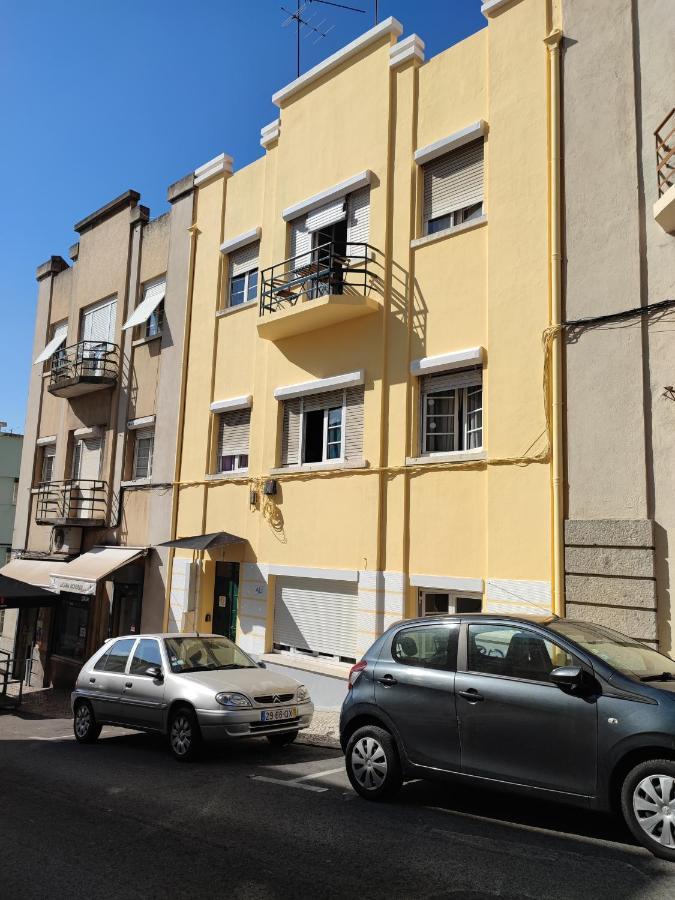 4Sleep Guest House Lisbon Bagian luar foto